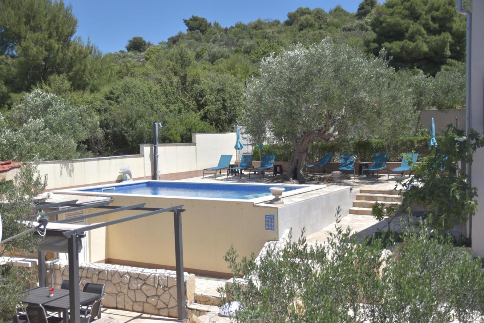 Villa Luger Eg Ražanj Εξωτερικό φωτογραφία