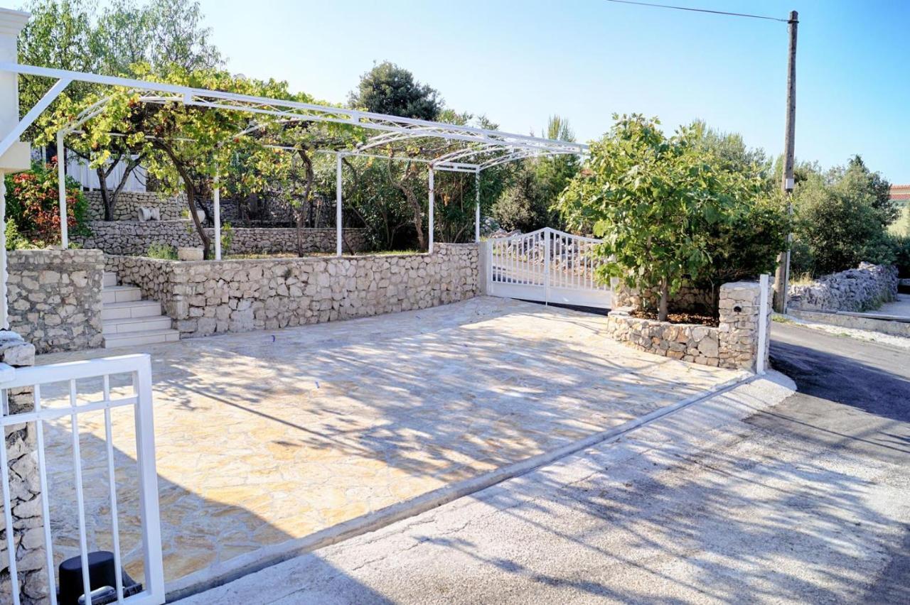 Villa Luger Eg Ražanj Εξωτερικό φωτογραφία